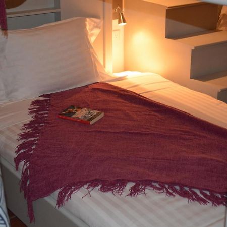 אנטיגואה גואטמלה Luna Maya Hostel & Wellness מראה חיצוני תמונה